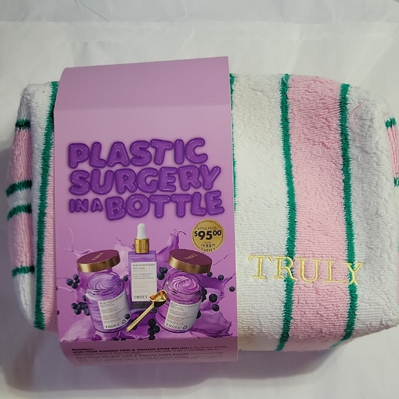 Truly Acai Your Boobies Kit NWT - Picture 1 of 9